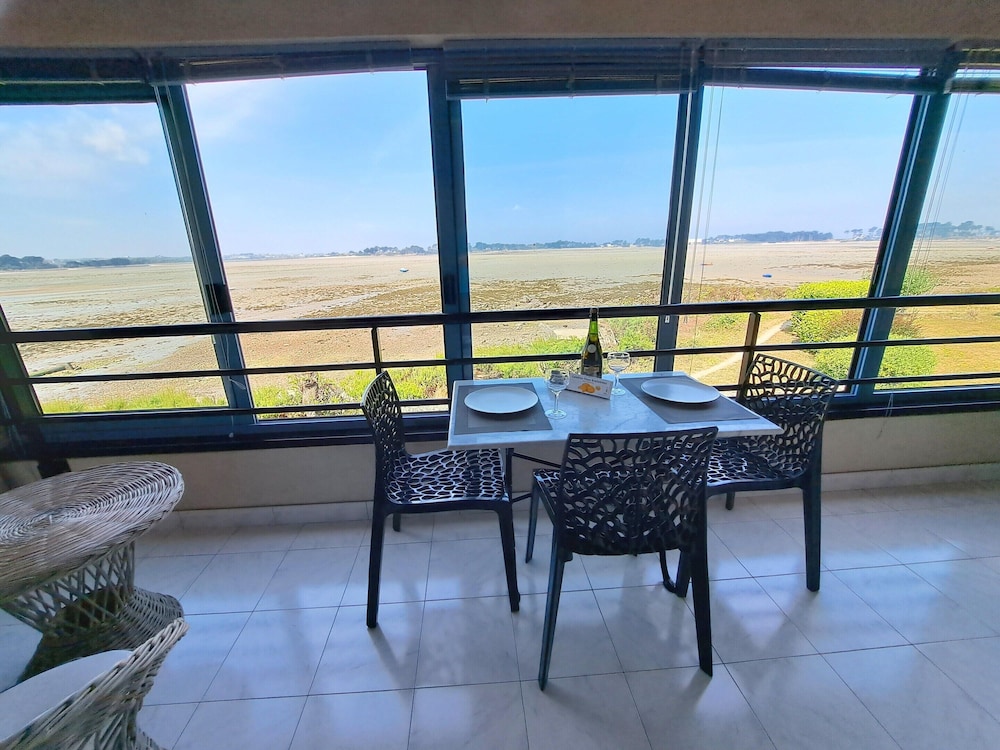 180deg Panoramic sea View, Apartment, Roscoff