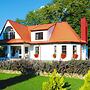 Large Holiday Villa With Fireplace and Garden
