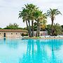 Cozy Beach House in Les Tamaris