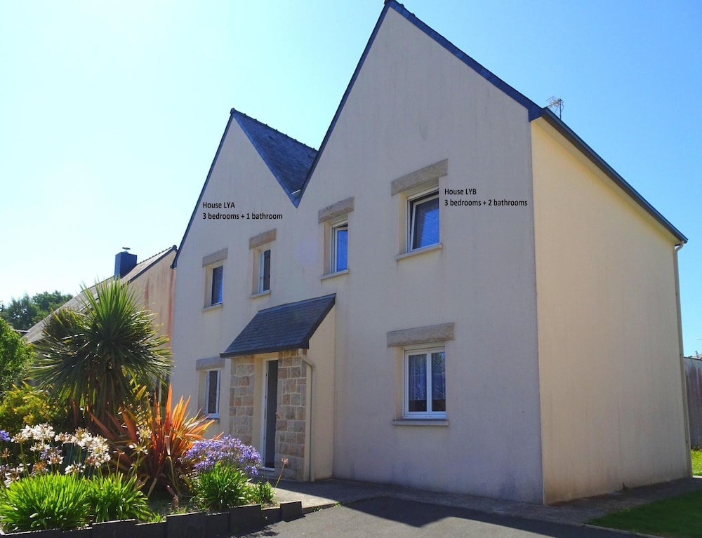 House in Saint-quay Near 7 Beaches
