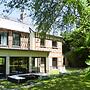 Townhouse Near Bay of Somme and Beaches