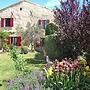 Private Garden House in Redortiers