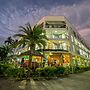 Ramada Suites By Wyndham Seafront Coral Coast