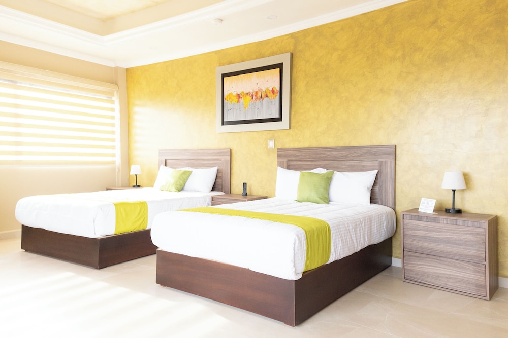 HOTEL QUINTA LOS LAURELES