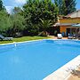 Cozy Noves Home With Pool Access