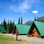 Pahaska Tepee Resort