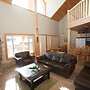 Creekview Court by Apex Accommodations