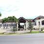 Country Chateau Hotel