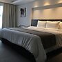Crystal Tower Hotel