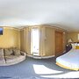 Moulton Hotel