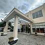 Amazing Beach Resort - Palu