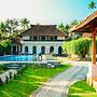 Kumarakom Tharavadu - Heritage Hotel