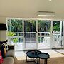 Melaleuca Hideaway - Beach Pool Free Parking