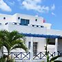 Altea Tropical Inn
