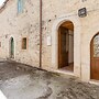 Gorgeous Mansion in Ripabottoni With Swimming Pool