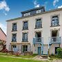 Luxurious Mansion in Castle Grounds in Lantheuil
