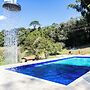 Sitio Natureza piscina e churrasqueira