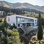Exclusive Lake Villa 4BR With Private Pool