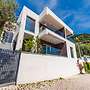 Exclusive Seafront Apartments Apartment 3