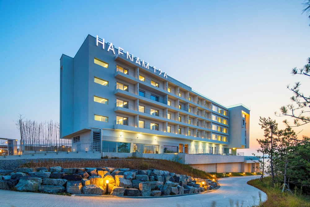 HAENAM 126 HOTEL
