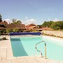 Marvelous Holiday Home in Issac With Swimming Pool