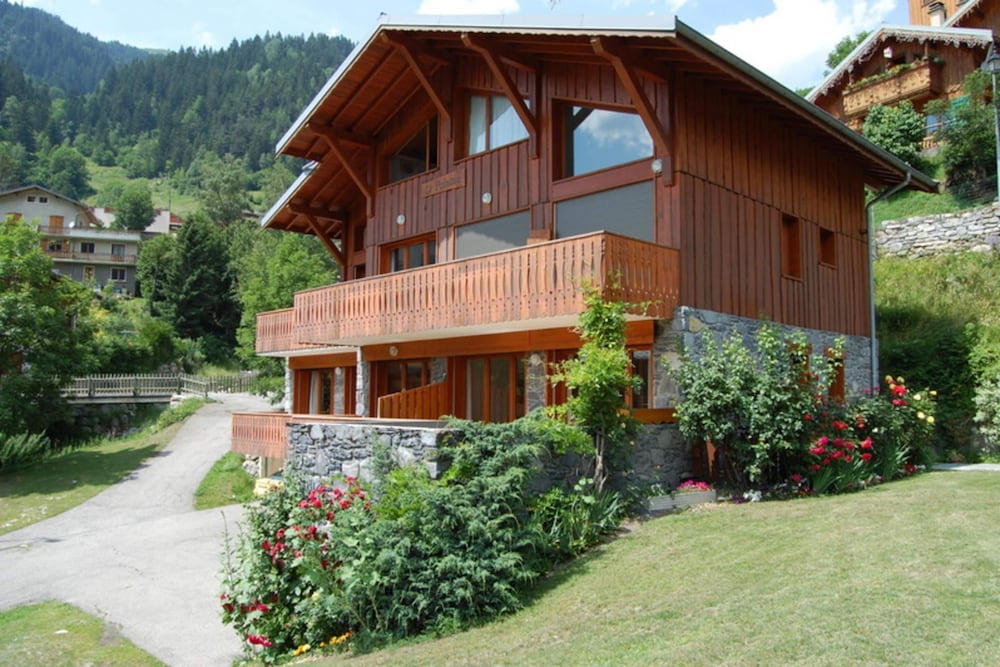 4-6 Pers. Holiday Appartment Near Center of Champagny