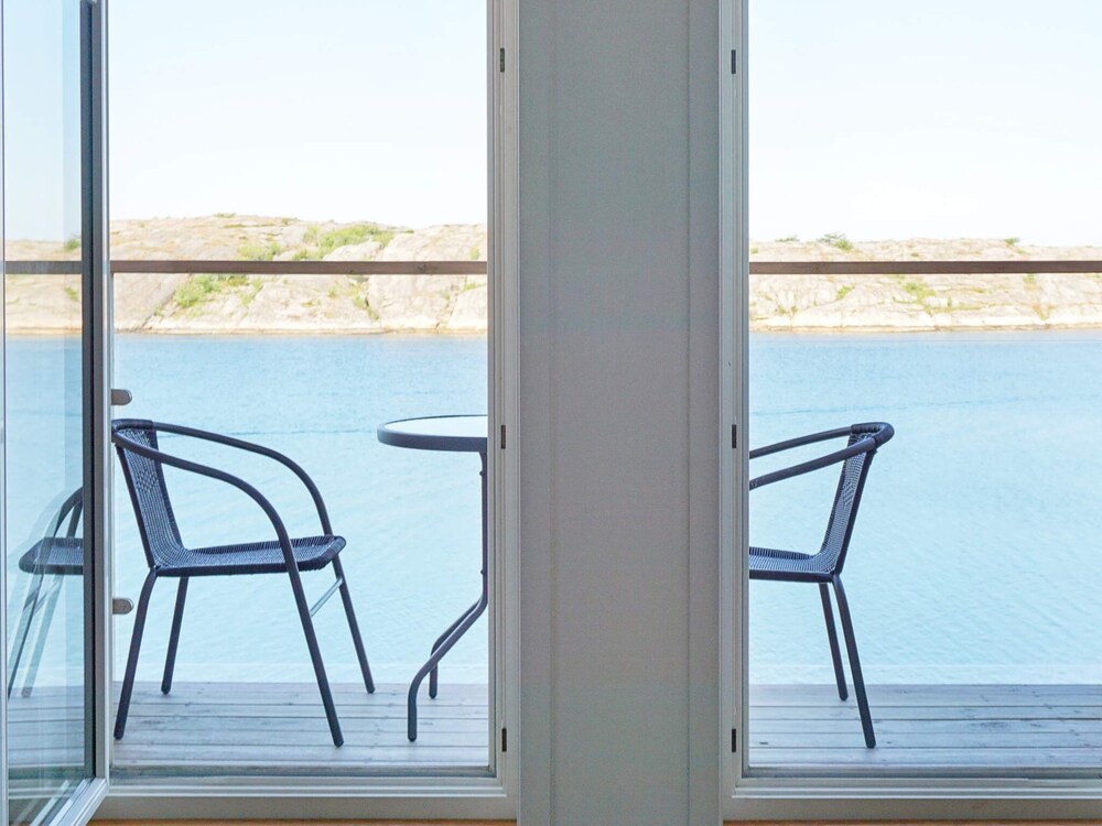 6 Person Holiday Home in Kungshamn