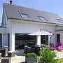 Holiday Home in Benodet Near Sandy Beach