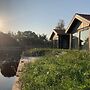 4-person Chalet Albatros by the Water With Parking Space