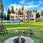 The Castle - Your unique way of retreat