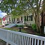 Chesnut Cottage Inn