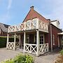 Bungalow by Water Near Rotterdam