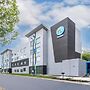 Tru By Hilton Commerce