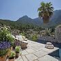 Stylish Holiday Home With Deia Views