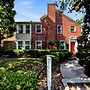 Stylish Museum Apt 3 Comfort & Culture Combined 1 Bedroom Duplex