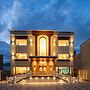 Charmwood Hotel