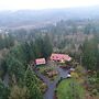 MapleRidge House: A BnB For All Seasons!