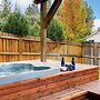 Old Mill Getaway by Avantstay Private Backyard w/ Hot Tub