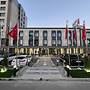 K HOTEL RESTURANT
