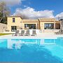Modern Villa With Heated Pool and Garden