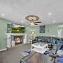 48A Luxury Lake Home w Massage Meditation Gym A C