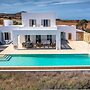 The Gallery Home - Elegant Villa In Antiparos