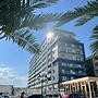 Signature Promenada Hotel-Apartments