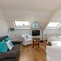 Bright Apartment Near Beach