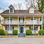 Walk to Lake & Boat Ramp: Central Gem in Annapolis