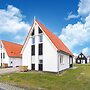Luxurious Holiday Home With Parking