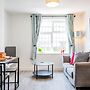 Host Stay Croydon Road Apartment