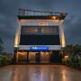 Fabhotel Sarja Sky