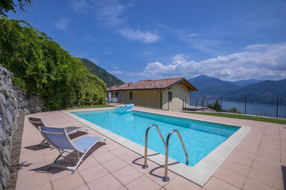 Villa Aurelia in Plesio