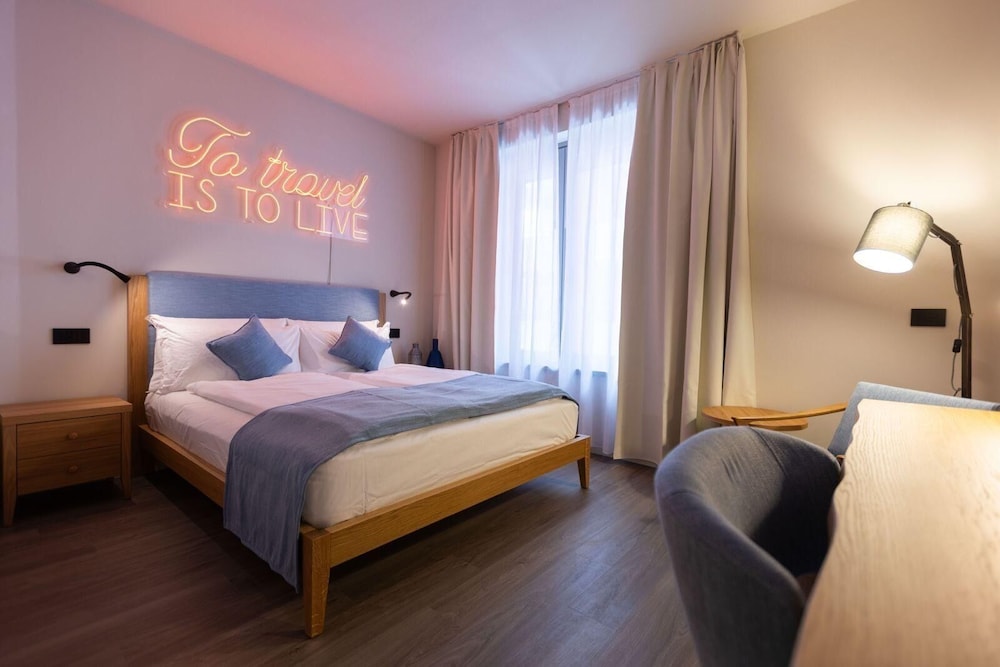Terra Hotel Tirano